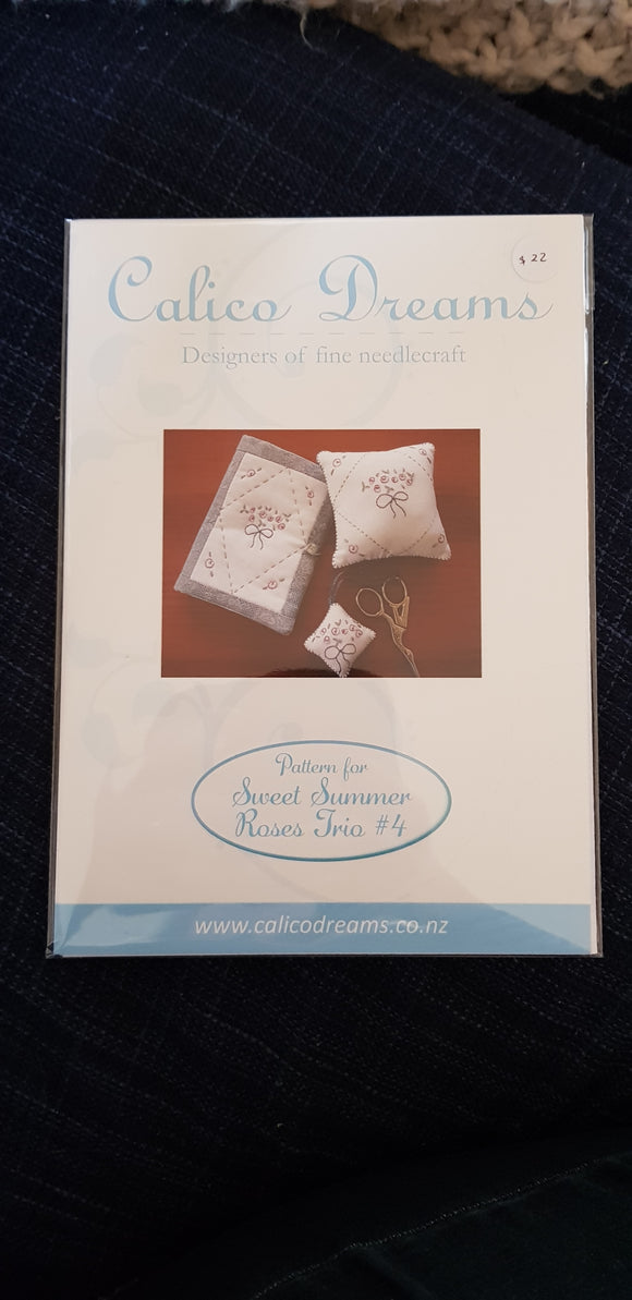 CALICO DESIGNS Sweet summer Roses Trio Pattern